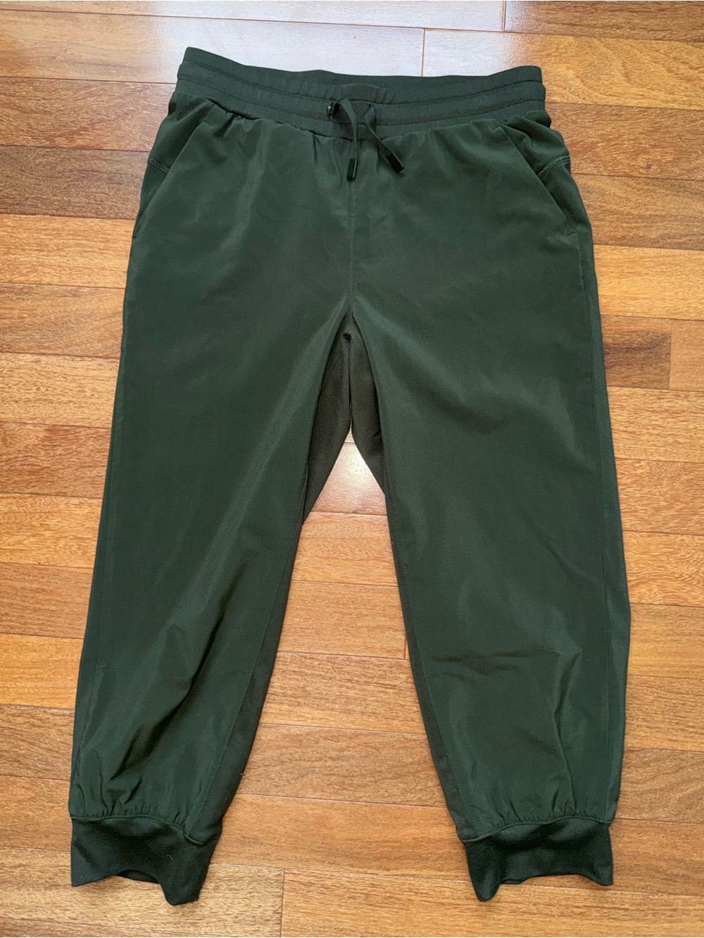 all in motion Forest Green Lightweight Jogger Capri